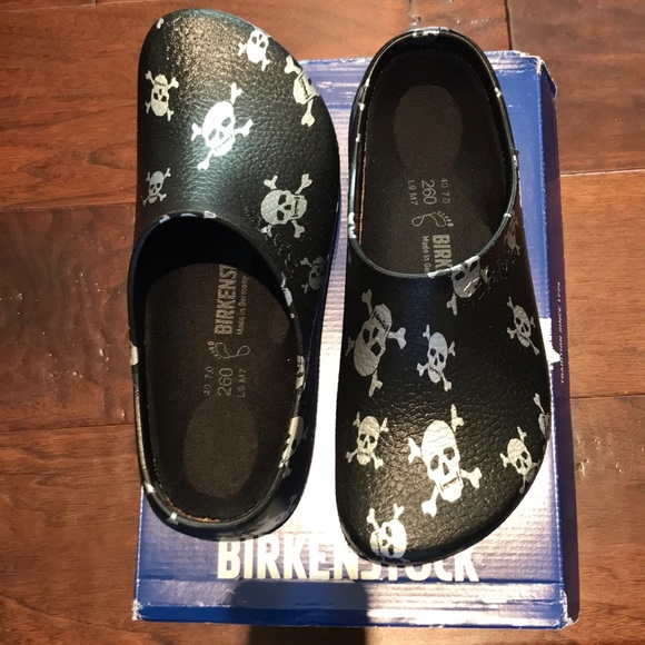 birkenstock skull clogs